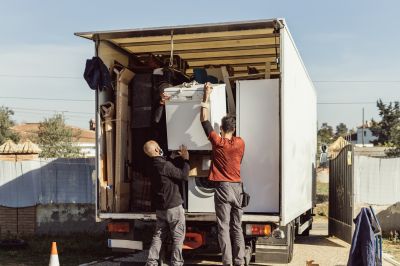 Licensed Appliance Movers